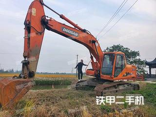 斗山DH220LC-7挖掘机
