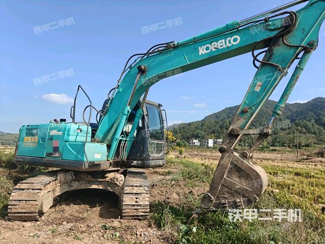 右前45(整機(jī)外觀) 右前45(整機(jī)外觀)