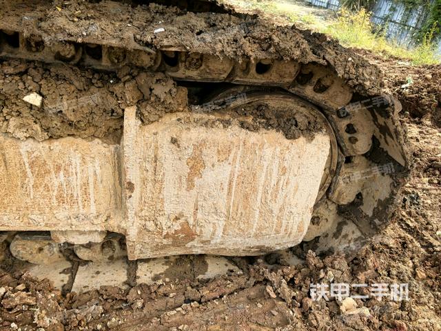 右驱动轮(行走机构) 右驱动轮(行走机构)