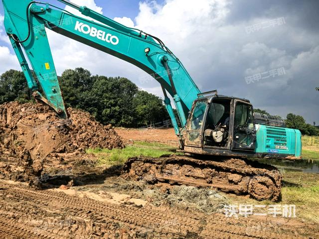 神钢SK350LC-10挖掘机
