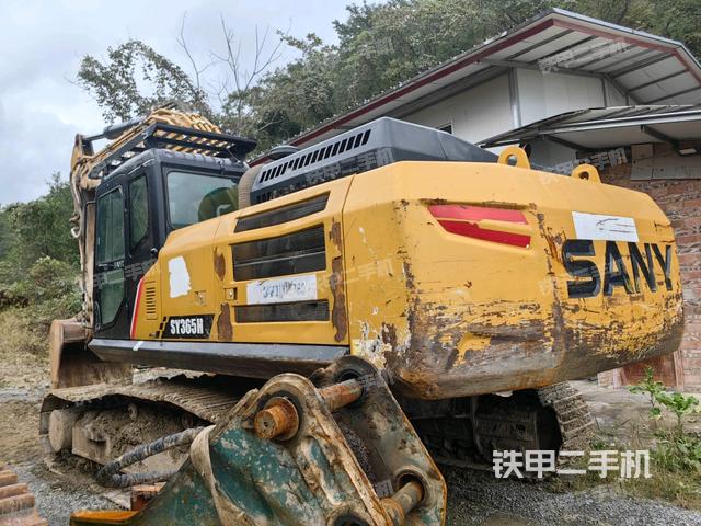 左后45(整機(jī)外觀(guān)) 左后45(整機(jī)外觀(guān))