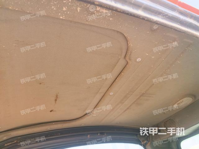 后窗玻璃角标(驾驶室部分) 后窗玻璃角标(驾驶室部分)