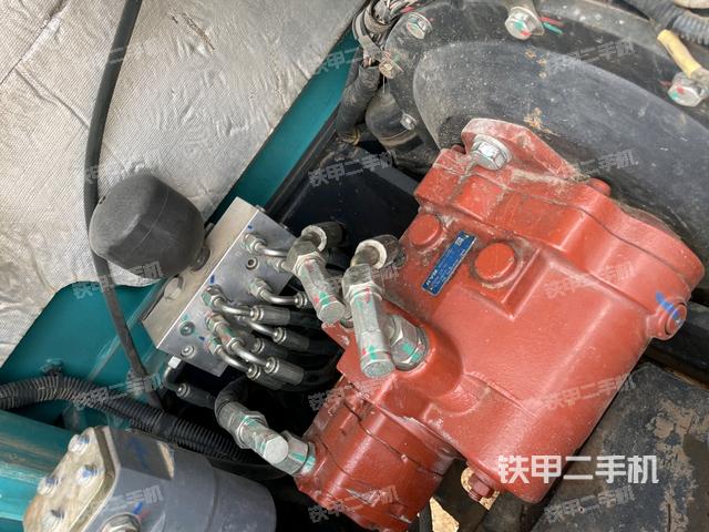 液壓泵室（大件艙室）