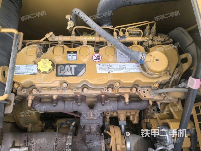 发动机整体俯视(整机外观) 发动机整体俯视(整机外观)