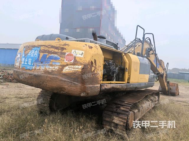 右后45(整機(jī)外觀) 右后45(整機(jī)外觀)