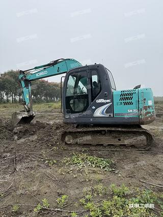 神钢SK75-8挖掘机
