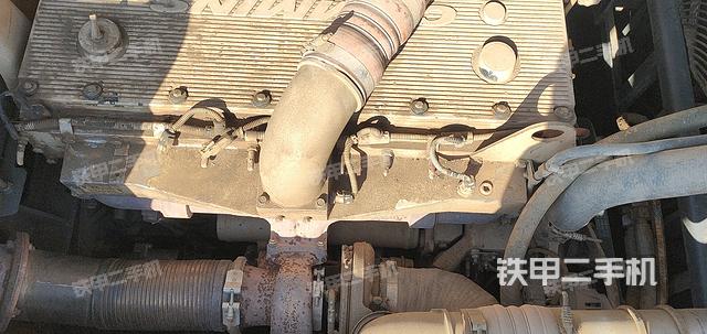 发动机整体俯视(整机外观) 发动机整体俯视(整机外观)