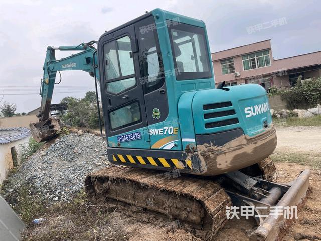 右后45（整機(jī)外觀）