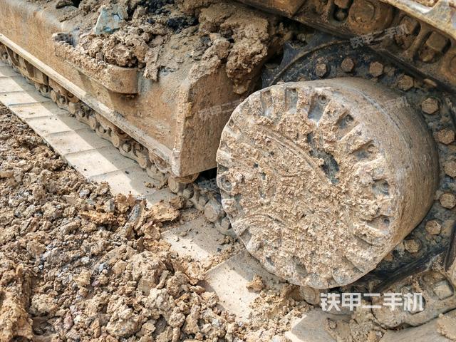 右驅動輪(行走機構) 右驅動輪(行走機構)