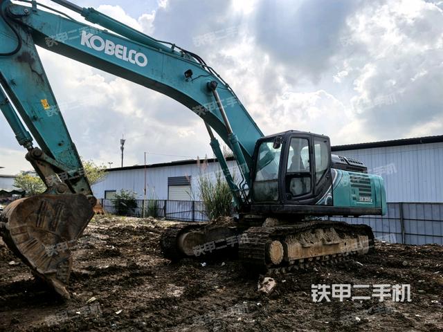 神钢SK350LC-10挖掘机