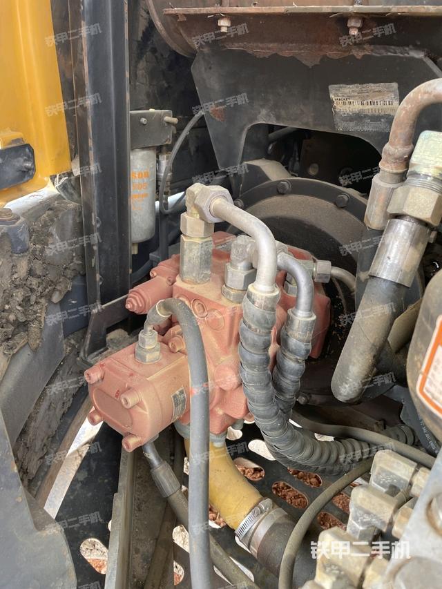 液壓泵室（大件艙室）