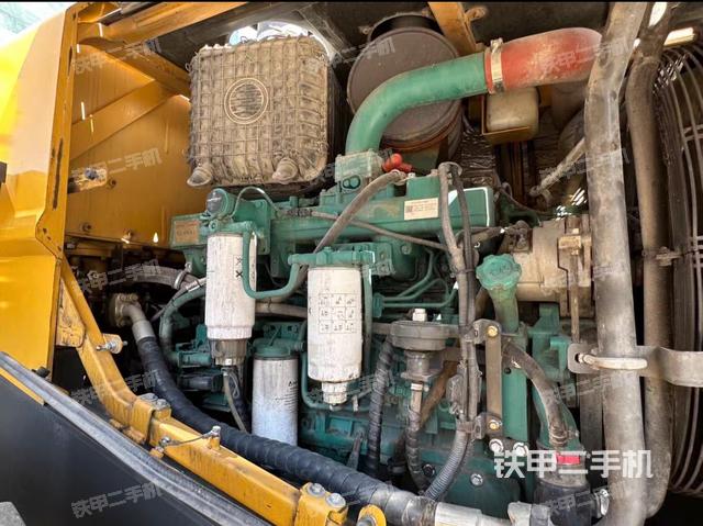 發(fā)動機左側(整機外觀及大件) 發(fā)動機左側(整機外觀及大件)
