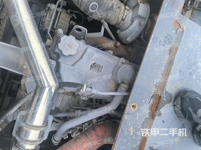 水箱+風(fēng)扇特寫(xiě)(上車部件) 水箱+風(fēng)扇特寫(xiě)(上車部件)