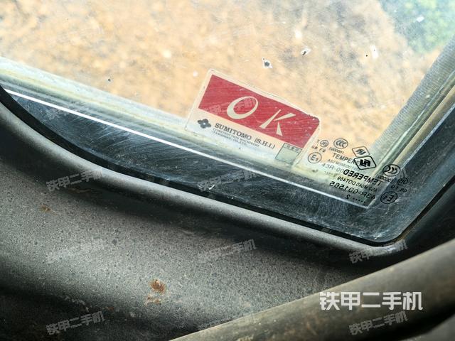 后窗玻璃角標(biāo)(駕駛室部分) 后窗玻璃角標(biāo)(駕駛室部分)