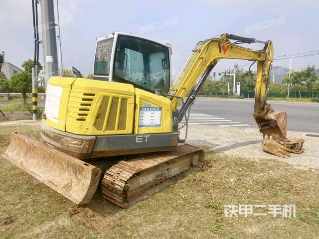 右后45(整机外观) 右后45(整机外观)