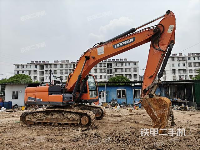 右前45(整机外观) 右前45(整机外观)