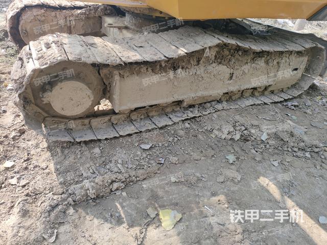 單側履帶整體(整機外觀) 單側履帶整體(整機外觀)