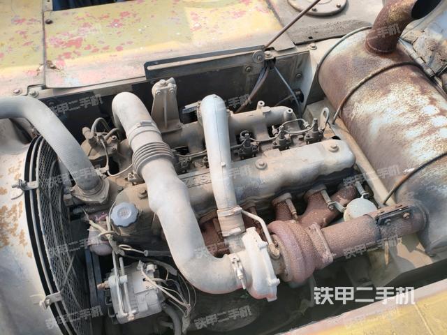 發(fā)動(dòng)機(jī)整體俯視(整機(jī)外觀) 發(fā)動(dòng)機(jī)整體俯視(整機(jī)外觀)