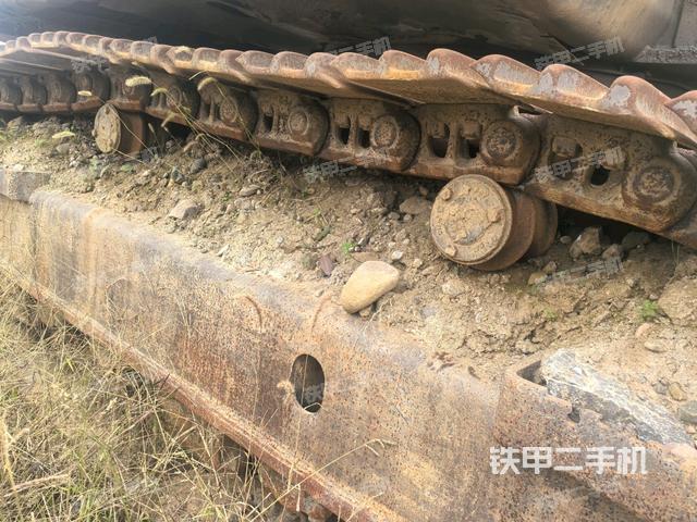 右側(cè)行走馬達(dá)蓋板(行走機(jī)構(gòu)) 右側(cè)行走馬達(dá)蓋板(行走機(jī)構(gòu))