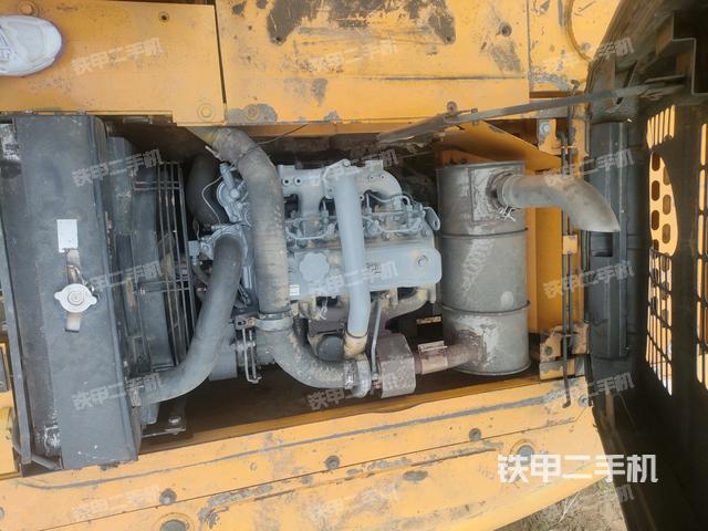发动机整体俯视(整机外观) 发动机整体俯视(整机外观)