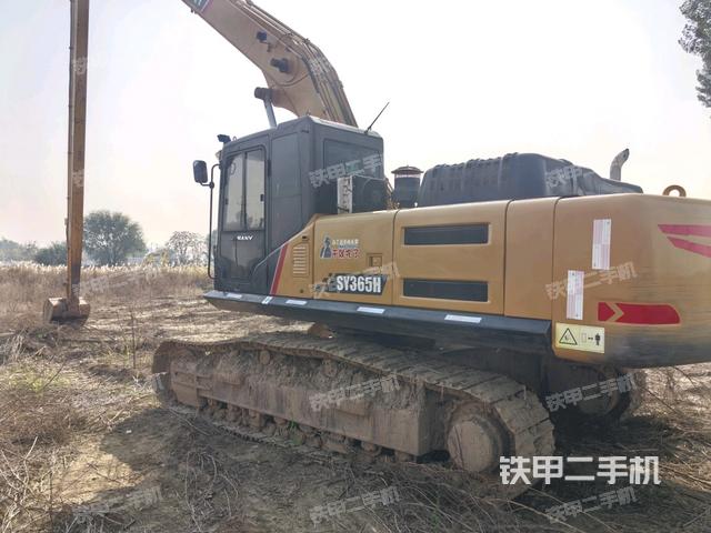 三一重工SY305C挖掘机