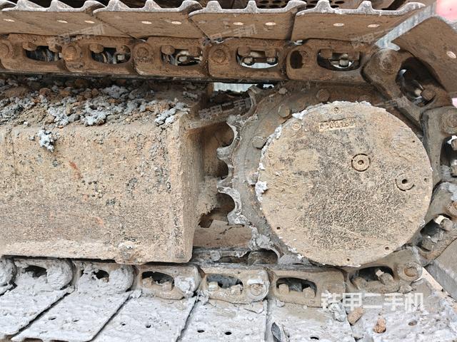 左導向輪（行走機構(gòu)）