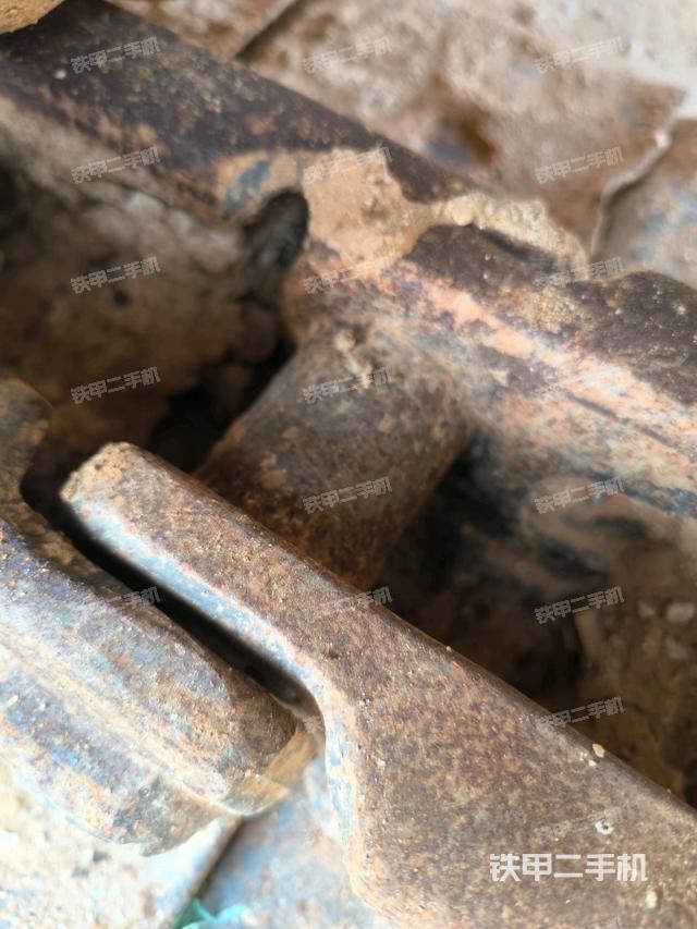 右侧履带整体 (行走机构) 右侧履带整体 (行走机构)