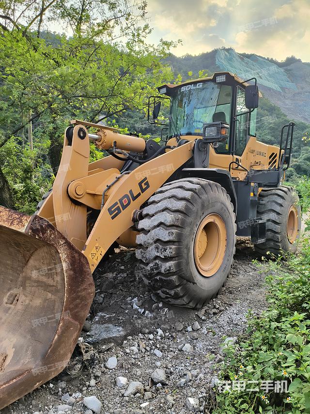 山东临工L955H国四装载机