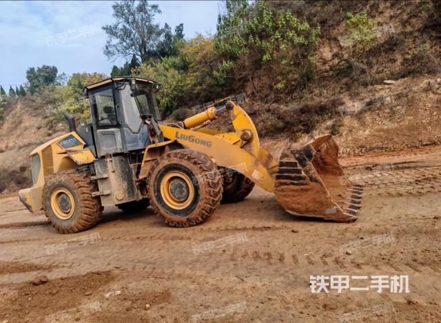 整機(jī)右后45°（整機(jī)外觀及大件）