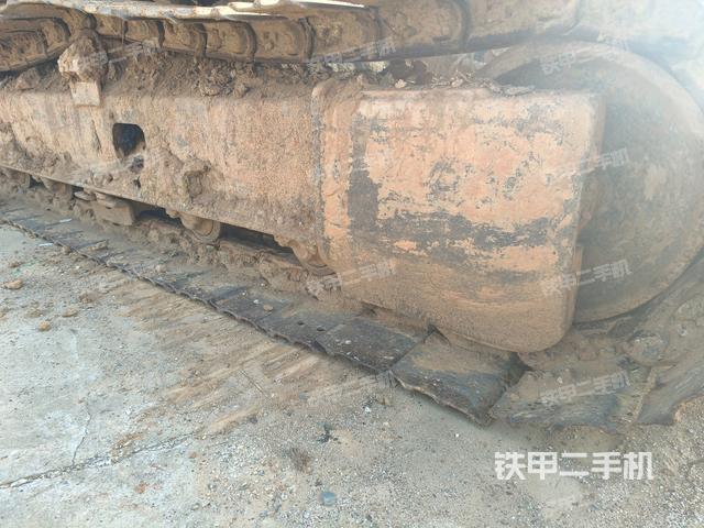 左侧履带整体 (行走机构) 左侧履带整体 (行走机构)