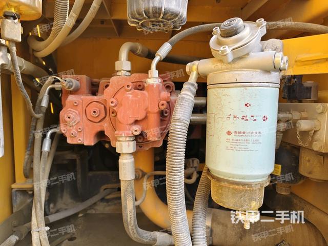 液壓泵室(大件艙室) 液壓泵室(大件艙室)