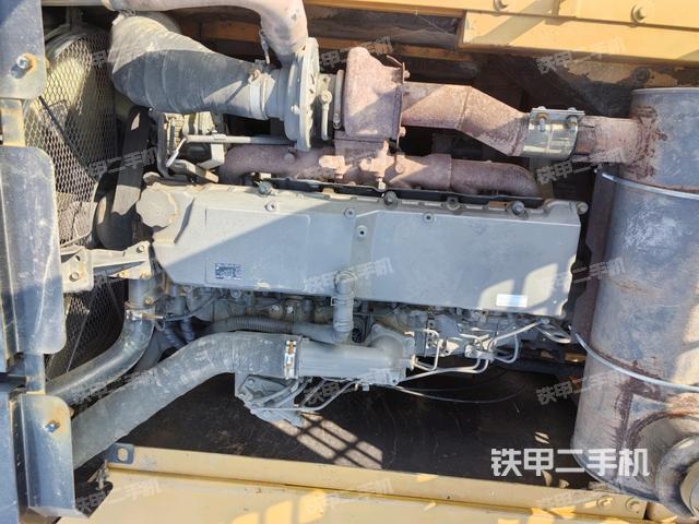 发动机整体俯视(整机外观) 发动机整体俯视(整机外观)
