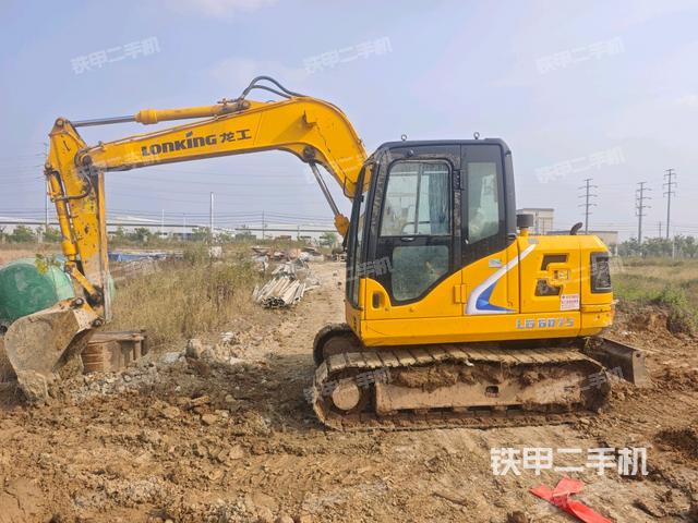 龍工LG6075挖掘機(jī)