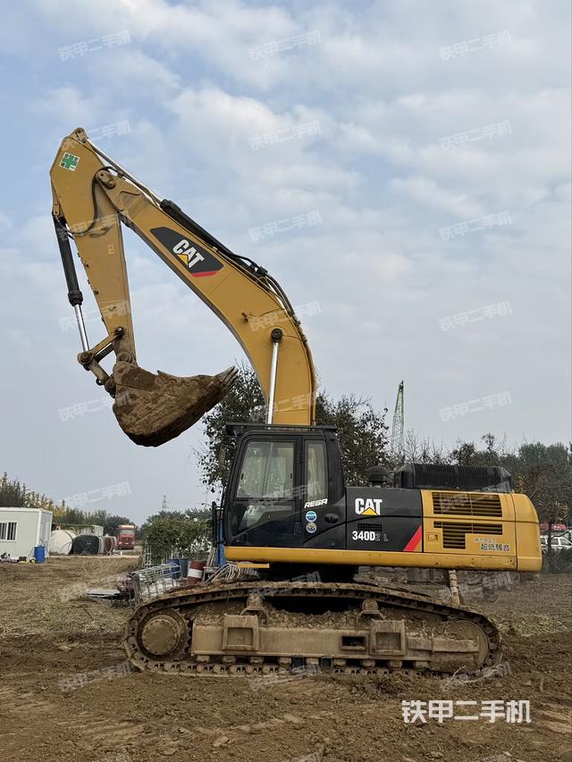 卡特彼勒340D2L挖掘机