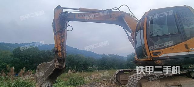 大臂整体 右侧(工作和回转装置) 大臂整体 右侧(工作和回转装置)