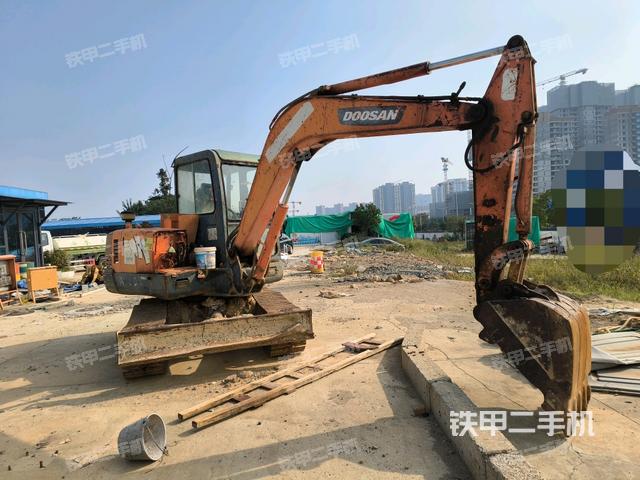 右前45(整机外观) 右前45(整机外观)