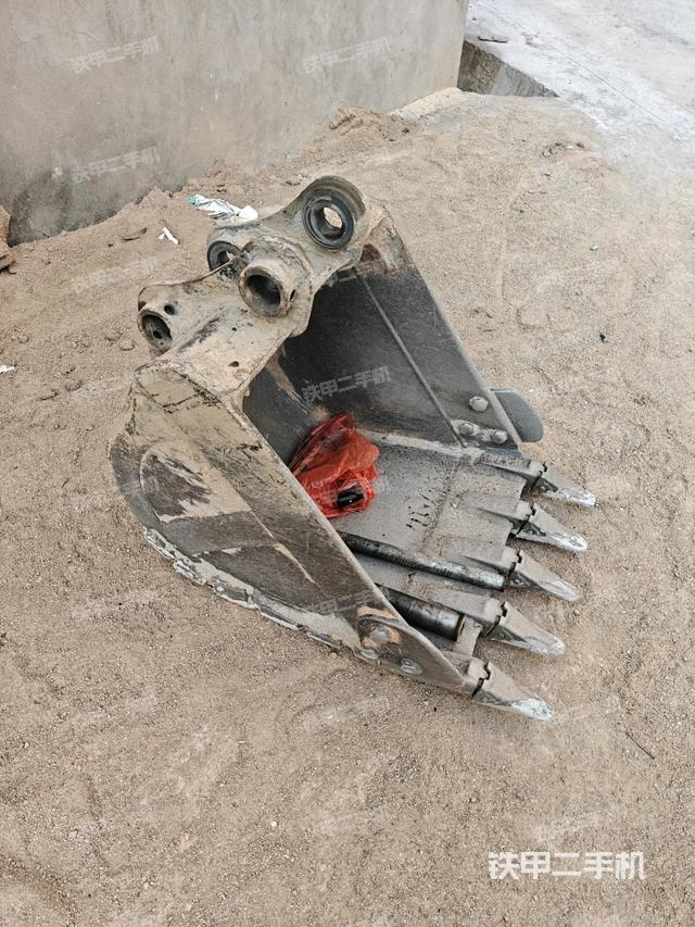 鏟斗45度（工作和回轉(zhuǎn)裝置）