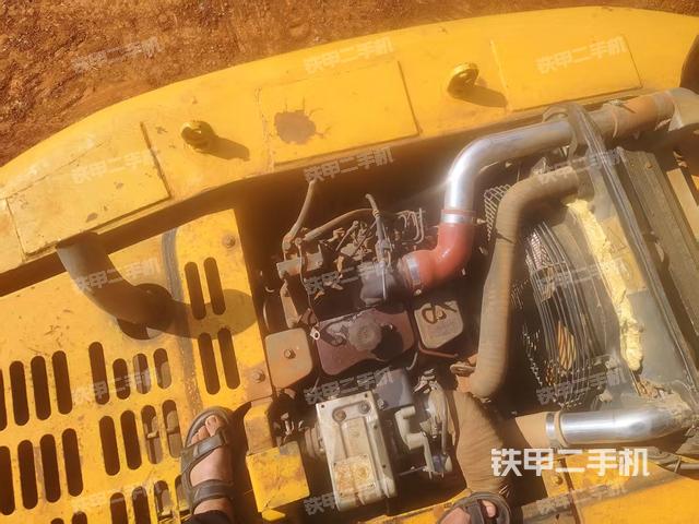 發(fā)動機(jī)整體俯視(整機(jī)外觀) 發(fā)動機(jī)整體俯視(整機(jī)外觀)