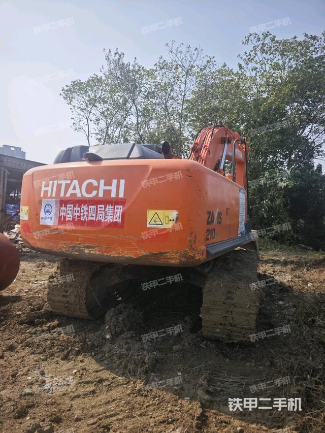 整機右后45°(整機外觀) 整機右后45°(整機外觀)