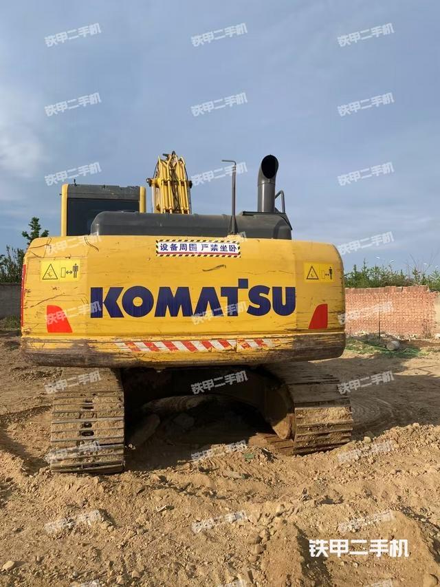 驾驶室顶部（整机外观）