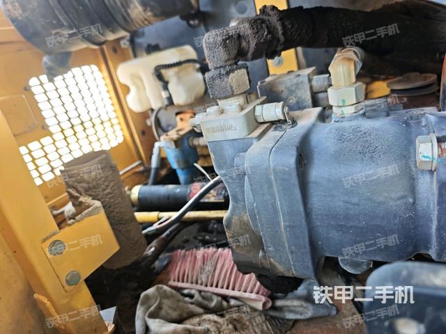 液壓泵室(大件艙室) 液壓泵室(大件艙室)
