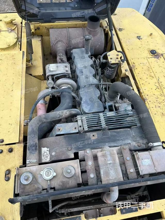 发动机整体俯视(整机外观) 发动机整体俯视(整机外观)