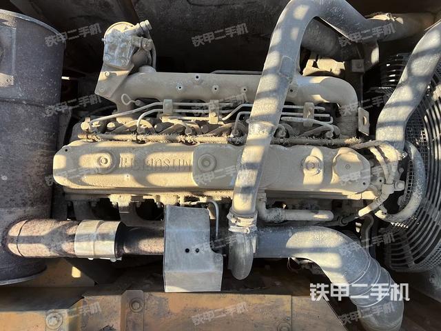 发动机整体俯视(整机外观) 发动机整体俯视(整机外观)