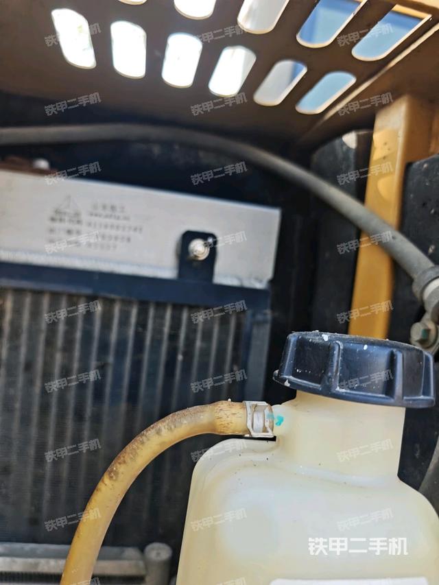散熱器室(大件艙室) 散熱器室(大件艙室)