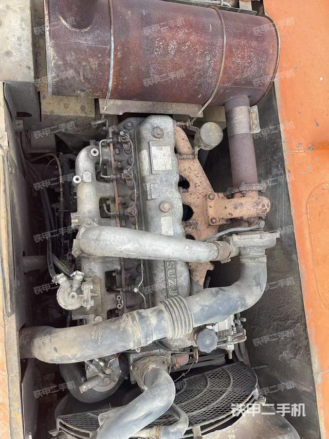 發(fā)動(dòng)機(jī)整體俯視(整機(jī)外觀) 發(fā)動(dòng)機(jī)整體俯視(整機(jī)外觀)