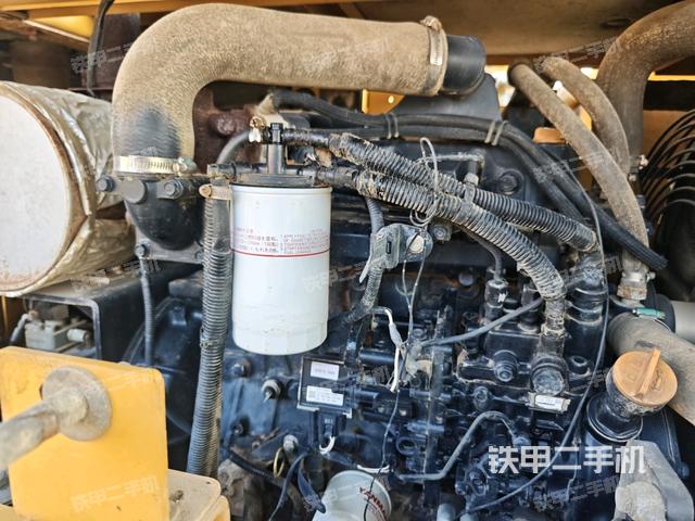發(fā)動機(jī)室(上車部件) 發(fā)動機(jī)室(上車部件)