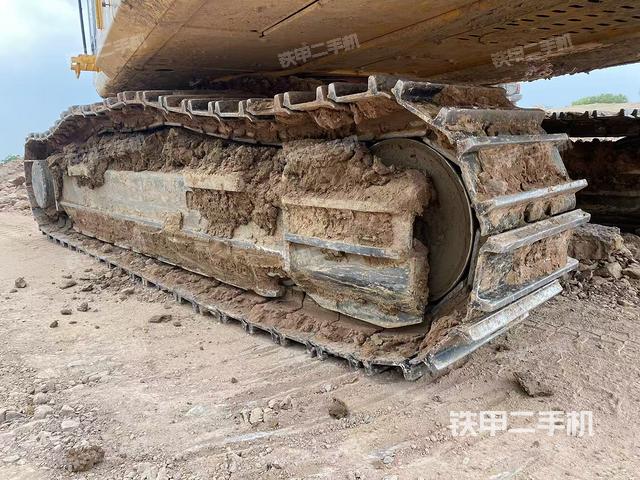 单侧履带整体（整机外观）