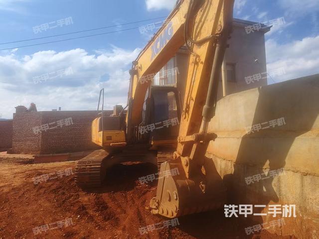 徐工XE150D挖掘機(jī)