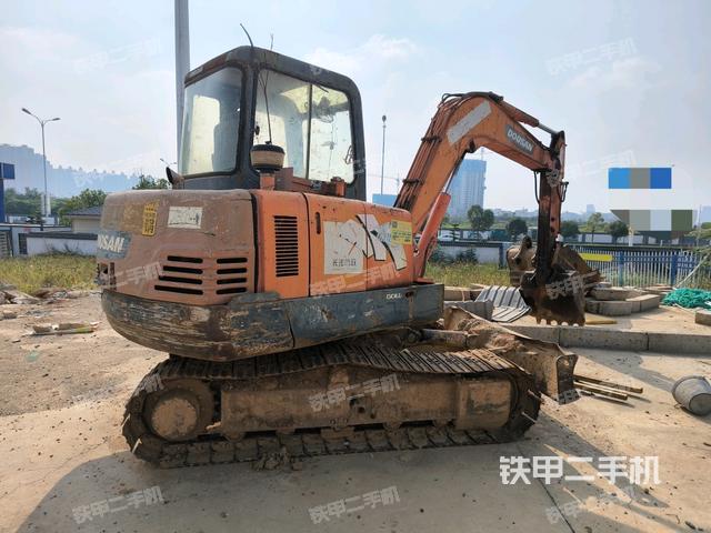 右后45(整机外观) 右后45(整机外观)