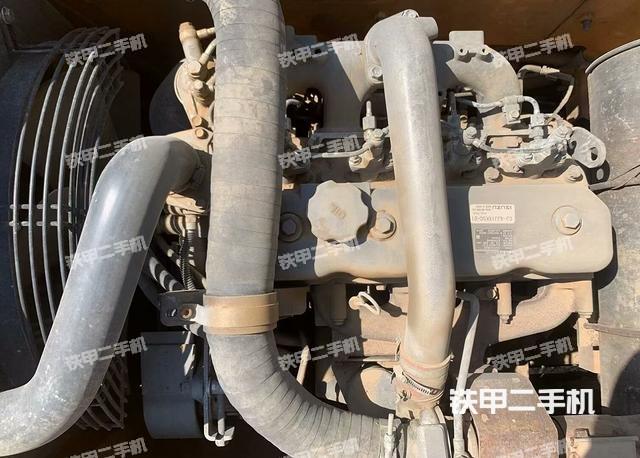 发动机整体俯视(整机外观) 发动机整体俯视(整机外观)